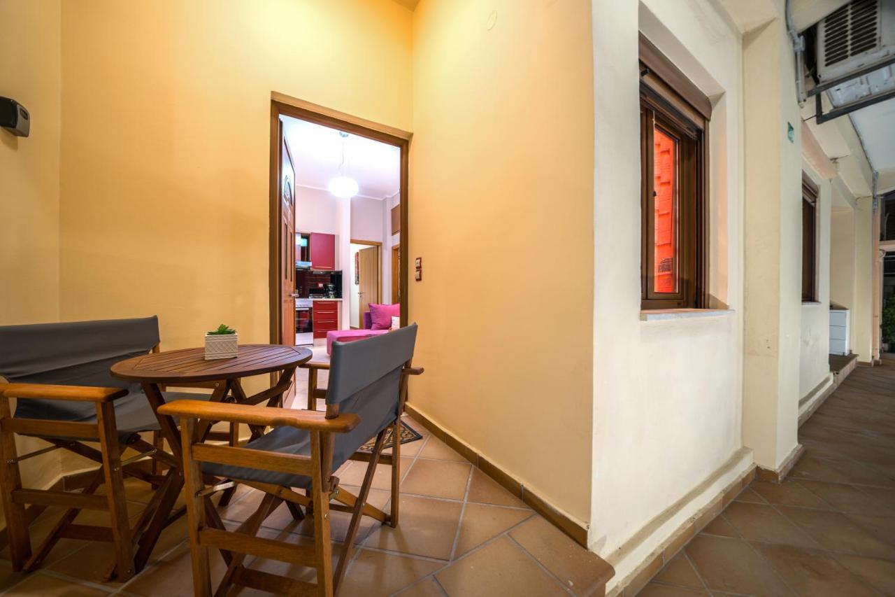 Alexandra'S Luxury Apartment Chania Chrissi Akti Chania Exterior foto